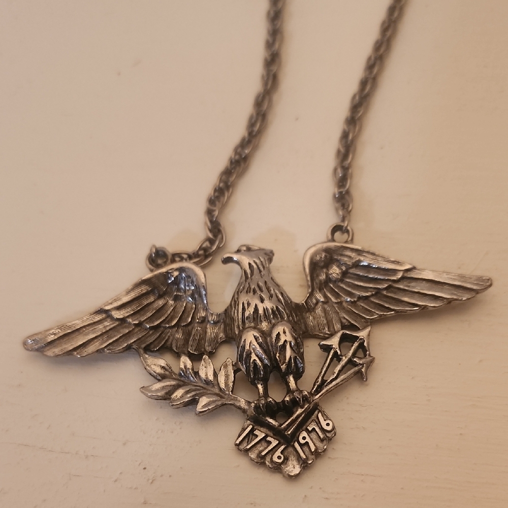 Source Unknown Silver Eagle Necklace - image 1